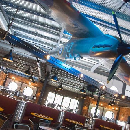 Calypso Hot Tub Breaks Tattershall Lakes Pet Friendly Exterior foto